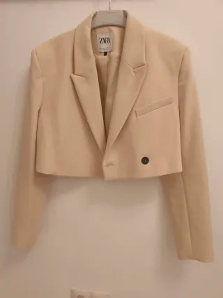 Americana corta Zara rosa