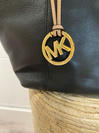 Bolso Michael Kors Piel Negro y Beige