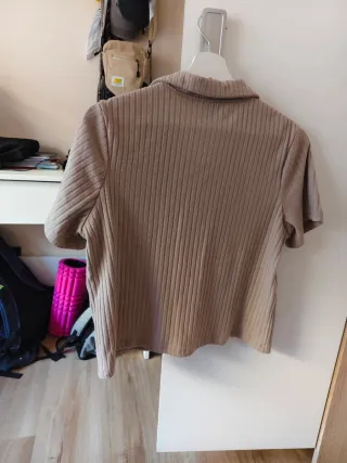 Camiseta beige de canalé