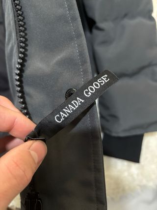 Giacca Canada Goose Grigia con Cappuccio