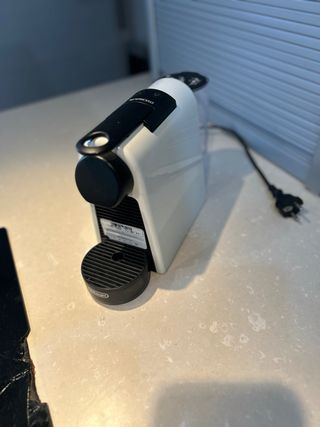 Cafetera Nespresso Blanca