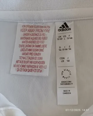 Equipación original del Real Madrid (13-14 años)