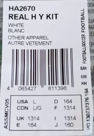 Equipación original del Real Madrid (13-14 años)