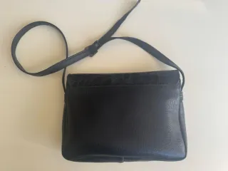Bolso negro elegante