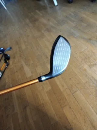 Madera 5 zurdov Cleveland Launcher 19° regular