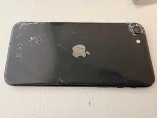 iPhone SE + iPhone 6 Plus + 2 nuove batterie