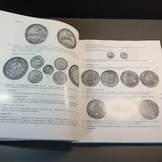 M11. Asta di monete d'oro e d'argento 149