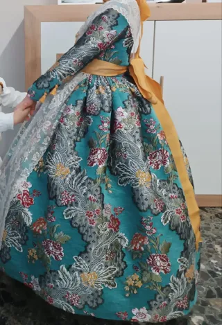 Traje de Fallera Niña de 6/7 años