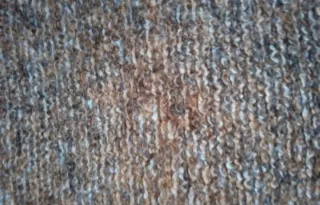 Bufanda Parfois marrón con pelo