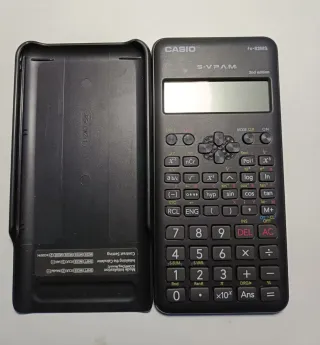 Calculadora Casio fx-82MS