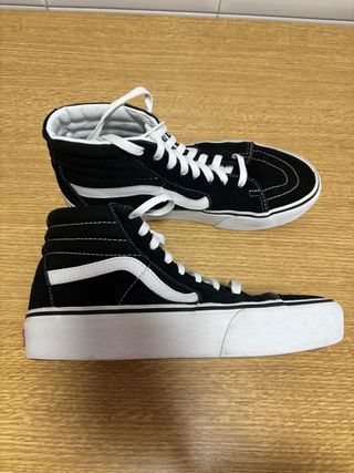 Zapatillas Vans Plataforma Bota talla 39 poco USO