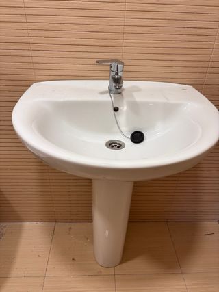 Conjunto Roca Victoria: Lavabo y Bidé