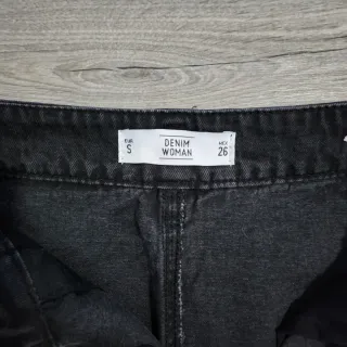 Falda vaquera corta negra