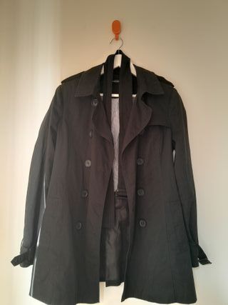 Gabardina Stradivarius Negra