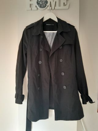 Gabardina Stradivarius Negra