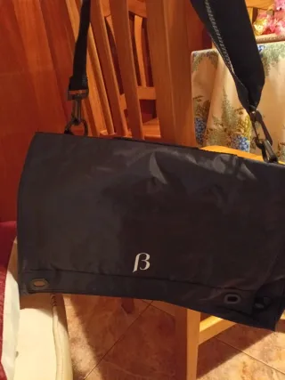 Bolsa negra para libros u ordenador