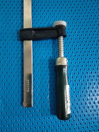 Sargento ajustable 200x50mm