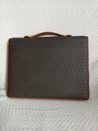 Portafolio Salvador Bachiller con asa