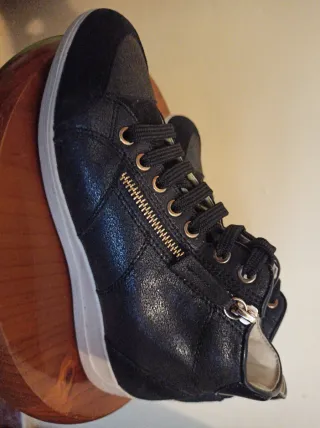 Botín Geox negro cremallera talla 36