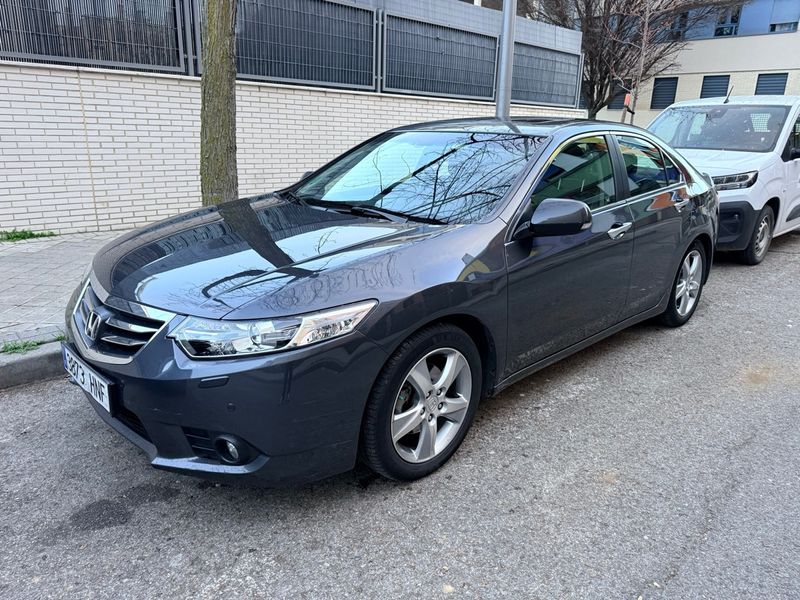 Honda Accord 2012 - foto 1