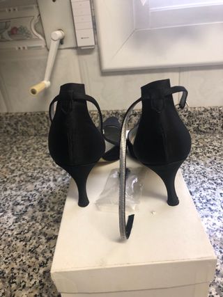 Zapatos de tacón negros Talla 40