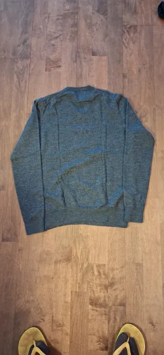 Jersey Zara cuello pico gris