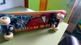 Skate infantil Spiderman