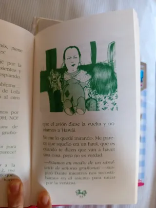 Junie B. Jones y el monstruo bajo la cama (Span...