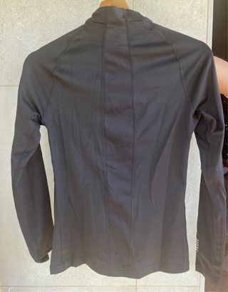 Camiseta térmica negra manga larga