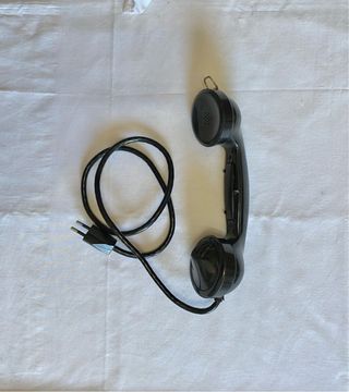ANTIGUO TELÉFONO DE PORTERÍA
