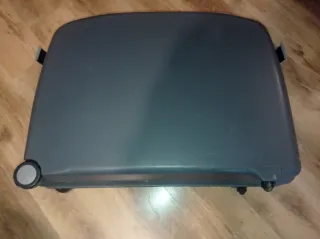 Maleta de viaje grande de resina