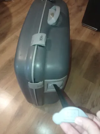 Maleta de viaje grande de resina