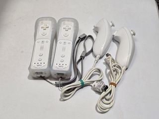 2 controller + 2 nunchuk bianco Wii con Motion