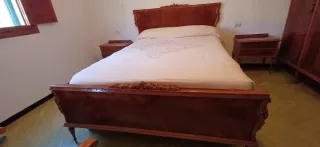 Pie de cama y cabecero de madera