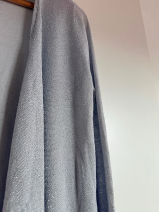 Cardigan elegante grigio nuovo con cartellino M