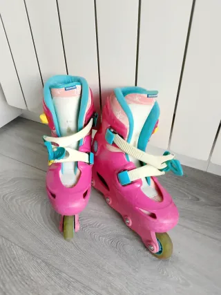 Pattini rosa con protezioni