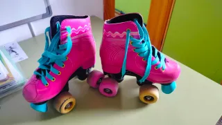 Patines rosas y turquesa