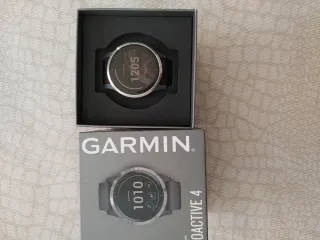 Garmin Vivoactive 4 GPS Smartwatch