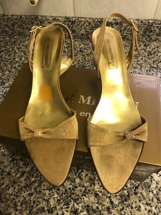 Sandalias Daria Barbieri Doradas Tacon