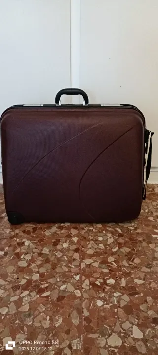 Maleta grande marrón