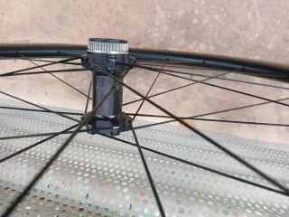 Rueda Delantera Shimano Ultegra C36 carbon