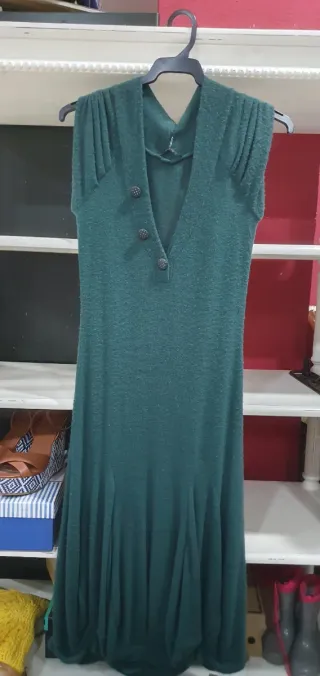 Vestido verde de punto sin mangas