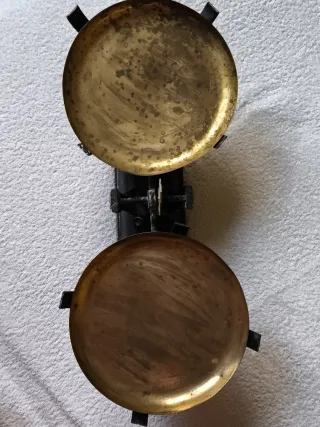 Bilancia antica 'VULCAN' in ferro con piatti 5 kg