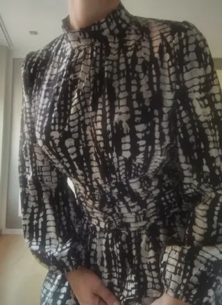 Vestido estampado blanco y negro