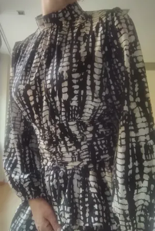 Vestido estampado blanco y negro