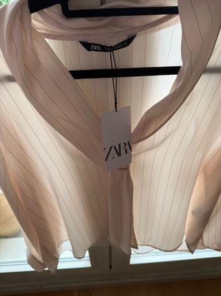 Blusa Zara Beige Rayas Finas