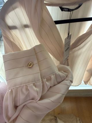 Blusa Zara Beige Rayas Finas