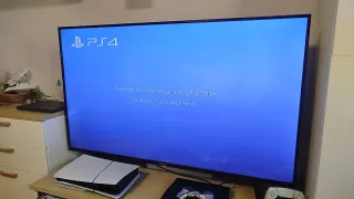 Consola PS4 Slim 1TB + 2 comandi + 5 giochi