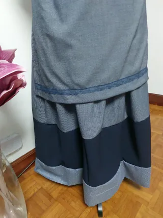 Traje de casera largo gris y negro