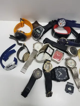 Conjunto di orologi vari